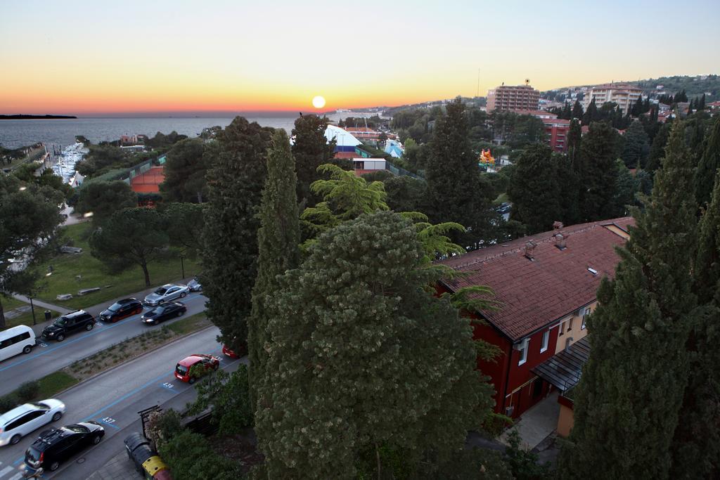 Hostel Soline Portoroz Exterior photo